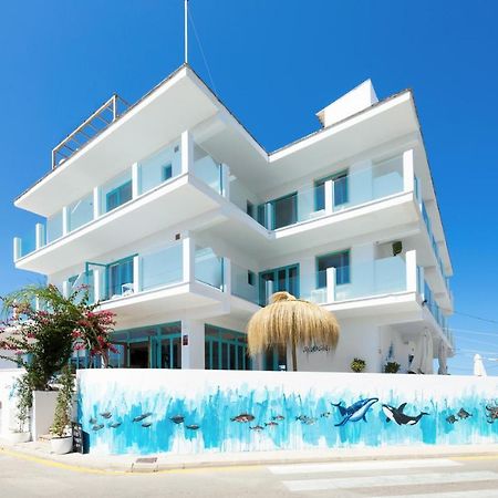 Hostal Cala Llombards Exterior photo