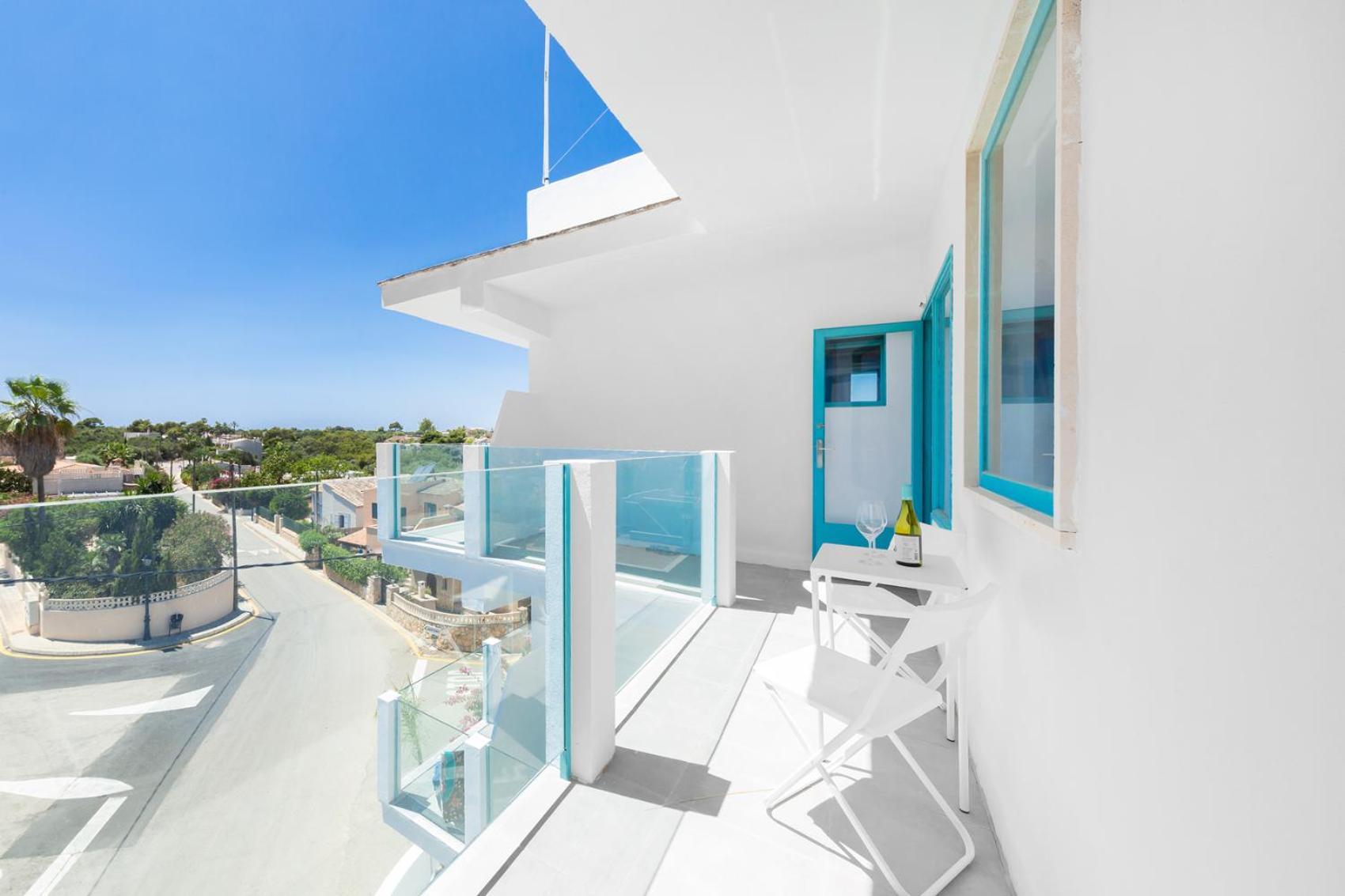 Hostal Cala Llombards Exterior photo